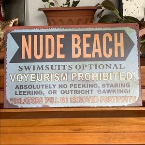 Novelty tin sign